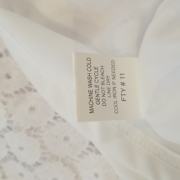 Rebellon Lace White Dress size M - Picture 9 of 10